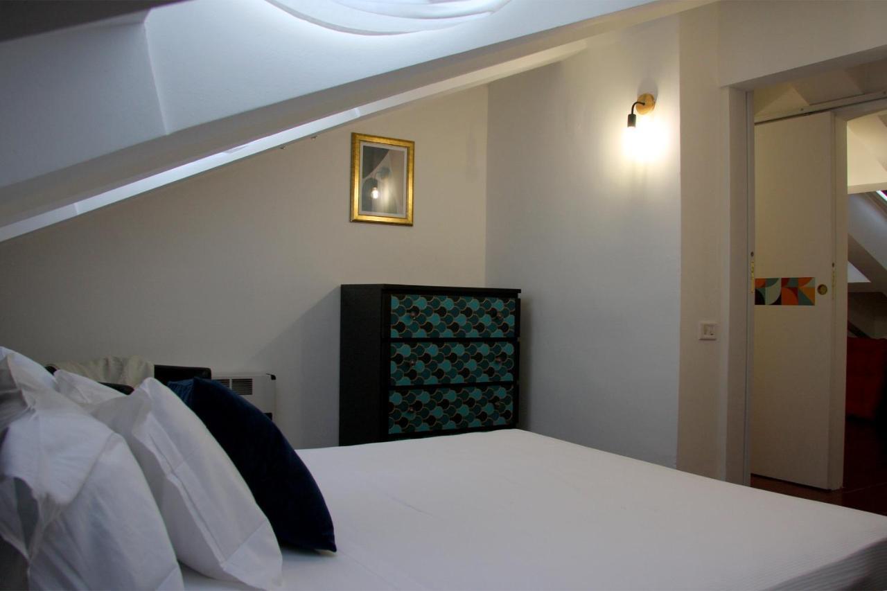Mercanti Attic Version Apartment Milan Luaran gambar
